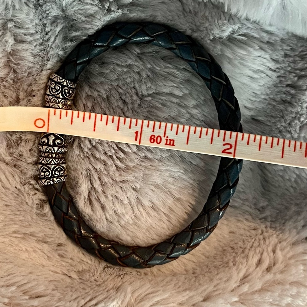 Barbara Bixby Leather Braided, Sterling Silver, 18k Gold and small diamond. - Picture 6 of 9